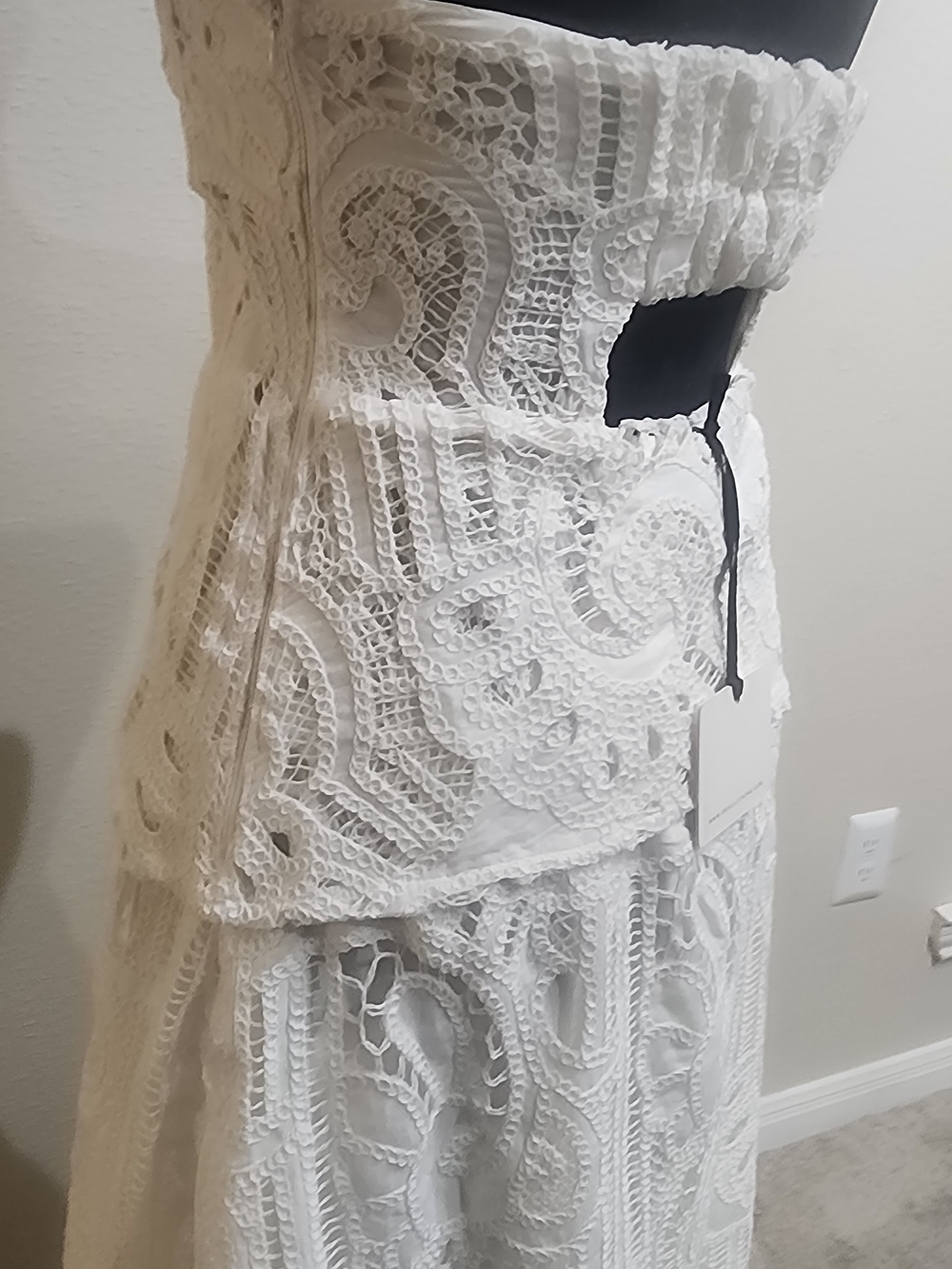 Strapless White Dress dRA - Picture 16 of 16